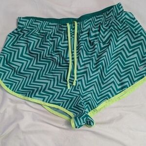 (M) Nike Women's Dri-Fit Multicolored Green Athletic Running Shorts with Lining